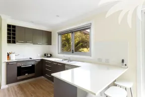 Palms House - Pacific Palms Holidays - Image 3