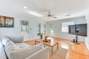 1 Mi to Dwtn Shops & Dining: Spacious Family Home - Image 5