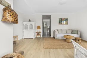 Sunny Avoca Beach Townhouse | 3BR BBQ Courtyard - Image 2