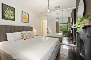 Holiday Home with Outdoor Area for 8 Guests - Image 2