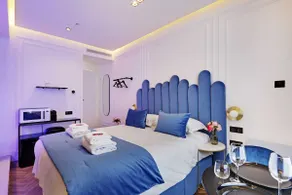 Air-conditioned suite and jacuzzi Beaubourg Le Marais - Image 3