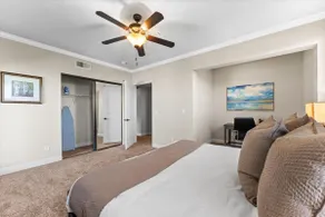New Stylish 1BR Apt With Heated Pool Gym Yoga Studio - Image 5