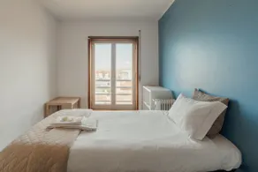 Espinho Modern 3 Bedroom Apartment by Vacationy - Image 4