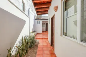 Aventura - Image 5
