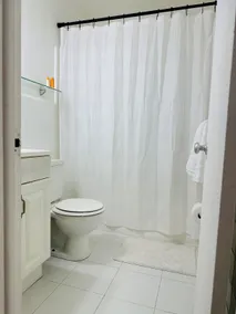 Wilton Manors Guesthouse - Image 4