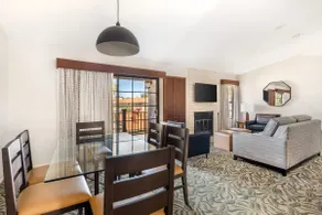 Family Getaway! 3 Spacious Units Near Golf Club! - Image 5