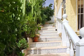 La Marina Oasis 2-Beds Sleeps 4 10 min to Beach - Image 3