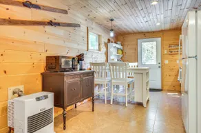 Hiking & Snowmobile Trails On-site: Alton Retreat! - Image 5
