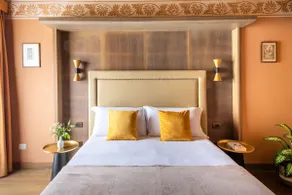 107 Tosca Deluxe Room - Image 2