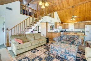 Boat & Swim: Lakefront Toledo Bend Retreat! - Image 3