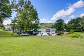 Lake Views & Private Dock: Radford Retreat! - Image 2