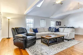 Walk to Main St & Parks: Zionsville Village Home - Image 2