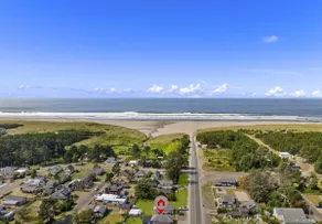 NEW! Game Room, Dogs Ok, Walk to Beach (Breakaway) - Image 3