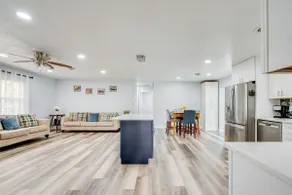 Stay & Play in Belleview: Welcoming Home w/ Yard - Image 5