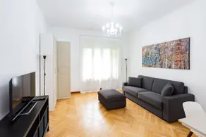 LETIZIA5 Sweet and cozy apartment by Hospity - Image 3