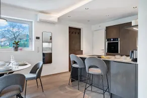 Familienorientiertes Apartment mit Terrasse | Stadtblick | Perfekt für die Arbeit von Zuhause - Image 4