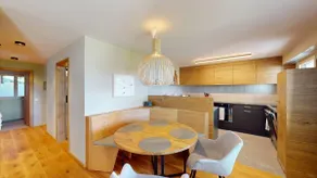 Stylish Family Apartment with Fireplace - Image 5