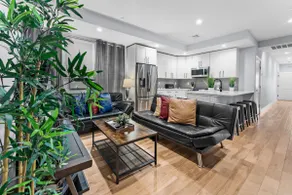 Luxury 2BD/2BA Near Logan Airport and T station - Image 5
