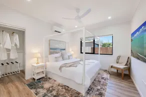 50m to Beach · 4BR Family Home · Pets Welcome - Image 3