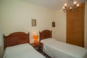 Apartamento Playa de Sardiñeiro con vistas al mar - Image 5