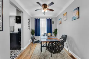 Brooklyn Townhome - 9 Miles to Downtown - Sleeps 5 - Image 2
