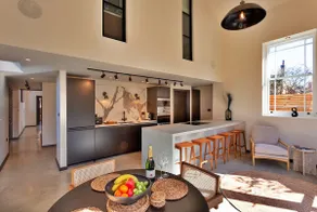 Finest Retreats - Wesleyan House - Image 2