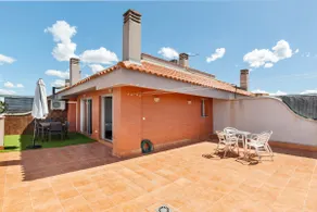 Solymar Penthouse - Image 2