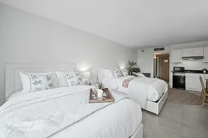 Beachfront Condo in a Hotel - Sleeps 4 - Image 5