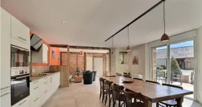 House 8 people - Image 2