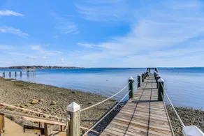 Dock, Sunrise View: Waterfront Home on Mt Hope Bay - Image 3