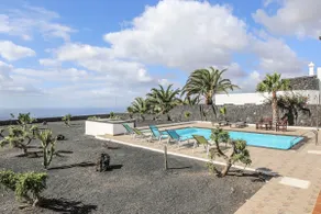 Horizon Luxury - An oasis of peace with a swimming pool - Image 2