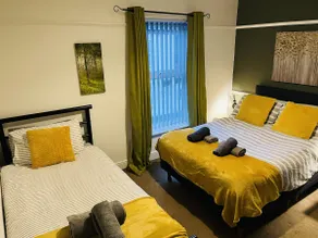 Ideal 2 bed pay-as-you-stay home in Widnes sleeps 5 - Image 2