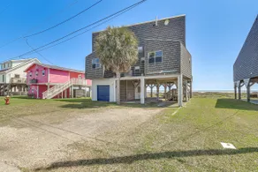 Gulf-View Deck: West End Family Home in Galveston! - Image 3