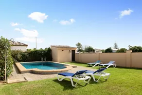 Villa Perez Zara 3 mit Pool, offener Terrasse und WLAN - Image 3