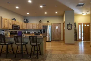 Spacious Lakefront Townhome on Castle Rock Lake! - Image 3