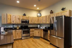 Spacious Lakefront Townhome on Castle Rock Lake! - Image 4
