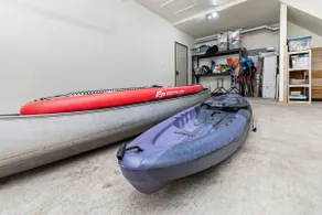 Relax & Explore | Waterfront Crawford Lake Cottage - Image 4
