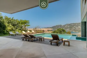 Luxury 4 BR Condo - Amazing Bay View - Pool - Image 2