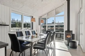 Holiday home 1110 - Image 5