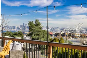 Step-Free 2BR Retreat w/ Panoramic Views on Deck - Image 2