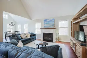 Expansive Oasis With Water Views, Walk To Beach! - Image 2