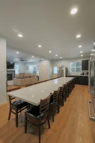 Surfer's Beach Heated Swim SPA+10bd/8ba+Pool Table - Image 4