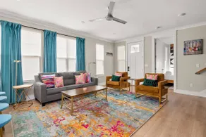 Duke9 ~ Private Penthouse Rooftop ~ Newly Redesigned Interior ~ 8 Min to Downtown and Broadway - Image 2