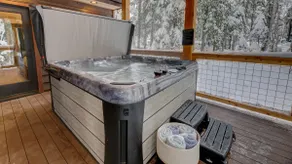 Modern Luxury Chalet w/ hot tub and sauna - Image 5