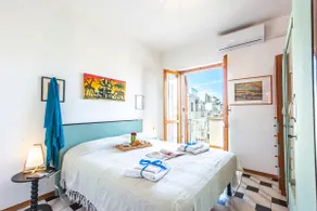 Coral House 2 - Happy Rentals - Image 5
