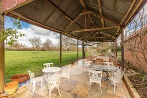 Family-oriented cottage with garden & BBQ | Pet-friendly - Image 3