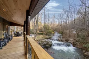 Waterfront Swimming Hole & Fishing |Games &Hot tub - Image 2