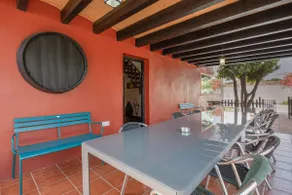 Grande maison de vacances entièrement équipée avec internet haut débit, jardin et terrasse | Vue jardin | Idéale pour le télétravail | Avec animaux admis - Image 3
