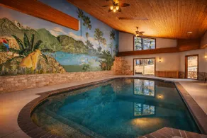 Touchdown Retreat | Indoor Pool, Hot Tub & Games! - Image 5