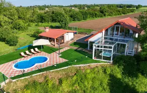 Luxurious home in Aljmas with sauna - Image 2